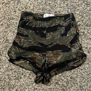 Perseverance Survival Tiger Stripe Silkies (S)